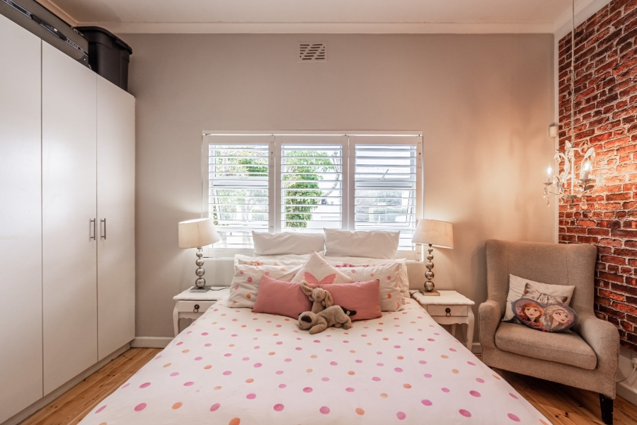 To Let 3 Bedroom Property for Rent in Wynberg Upper Western Cape